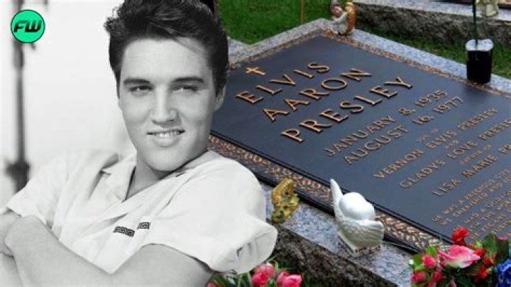 Elvis Presley: The Impact of His Mother’s Death on the King of Rock and Roll